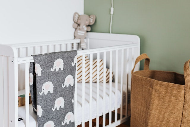 Creating a Safe and Comfortable Sleep Haven: Choosing Hypoallergenic Bedding for Your Baby