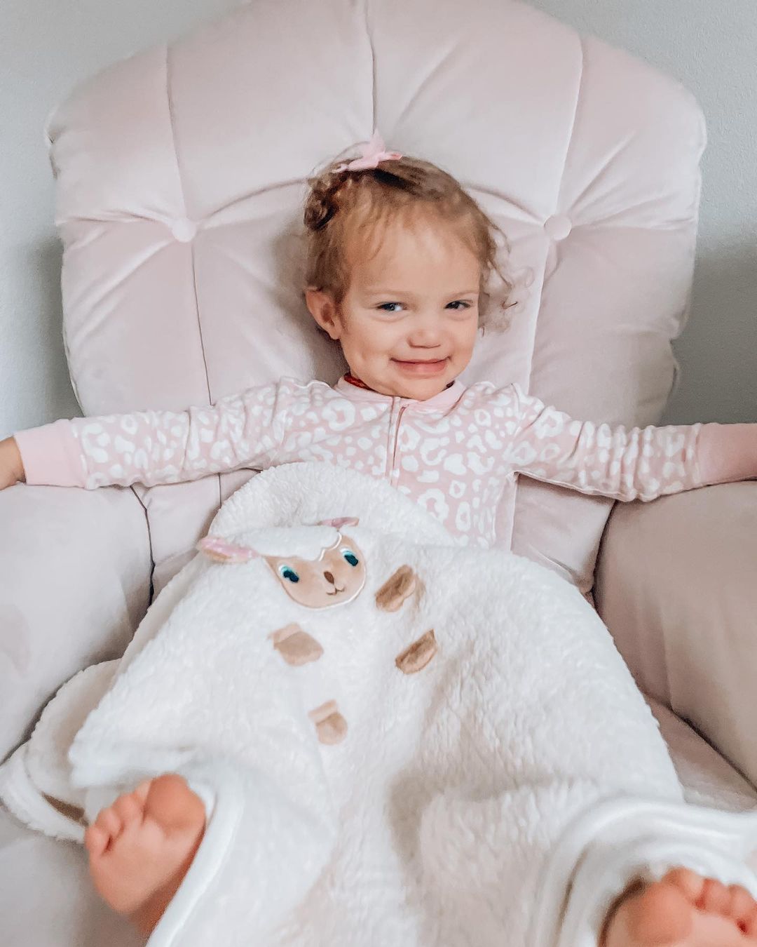 Super Soft Sherpa Baby Blanket (Sheep&Bear)
