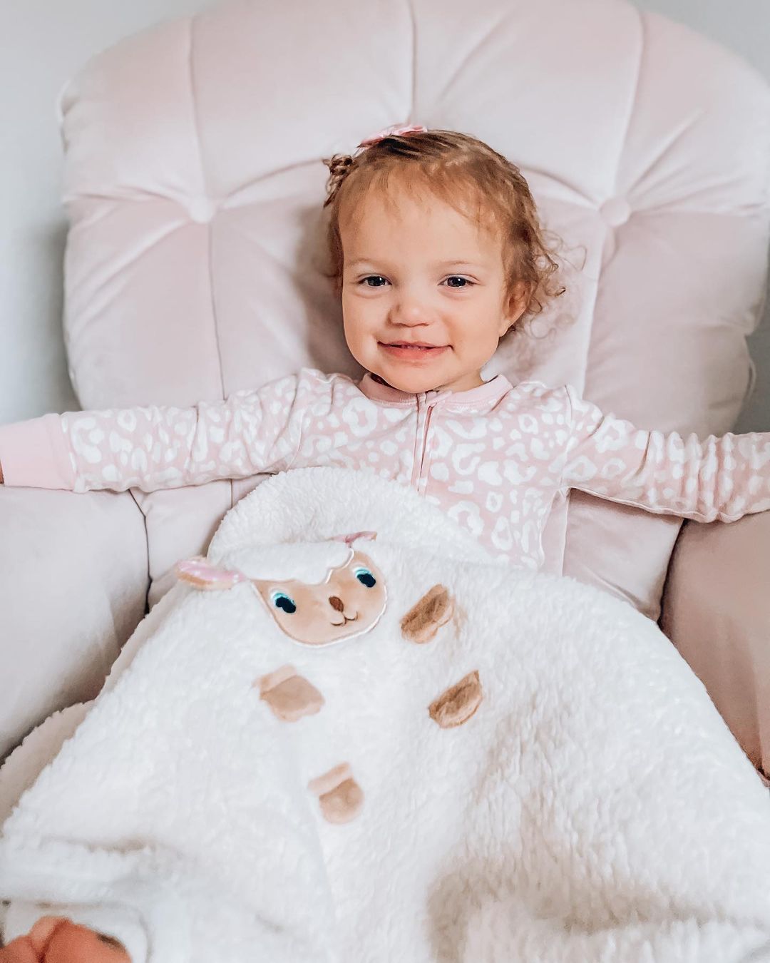 Super Soft Sherpa Baby Blanket (Sheep&Bear)